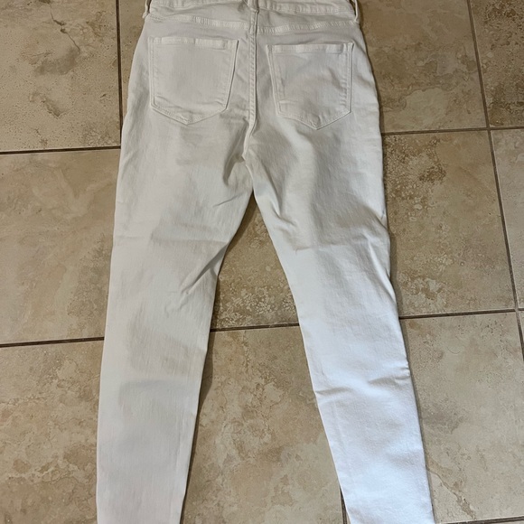 Mid length jeans - Picture 2 of 7